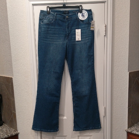 Curve Appeal Denim - Curve Appeal High Rise Flare Classic Blue Jeans Women's Sz 14/30 NWT Comfy, Y2K